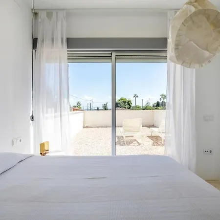 Paloma With Private Pool, Located 350m To The Sea And Tram Station! Holiday home *